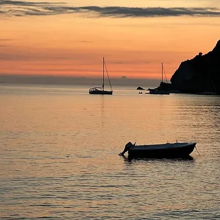 I Gradini Sul Mare Holiday home *